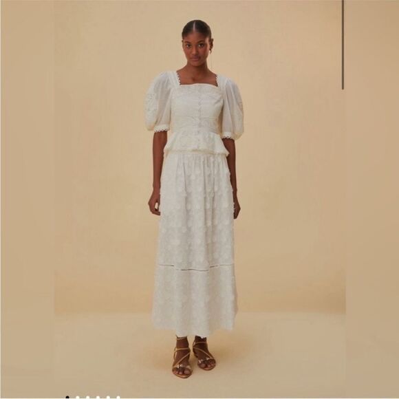 FARM Rio Off White 3D Flower Midi Skirt in $295 Small NWT - Picture 2 of 10